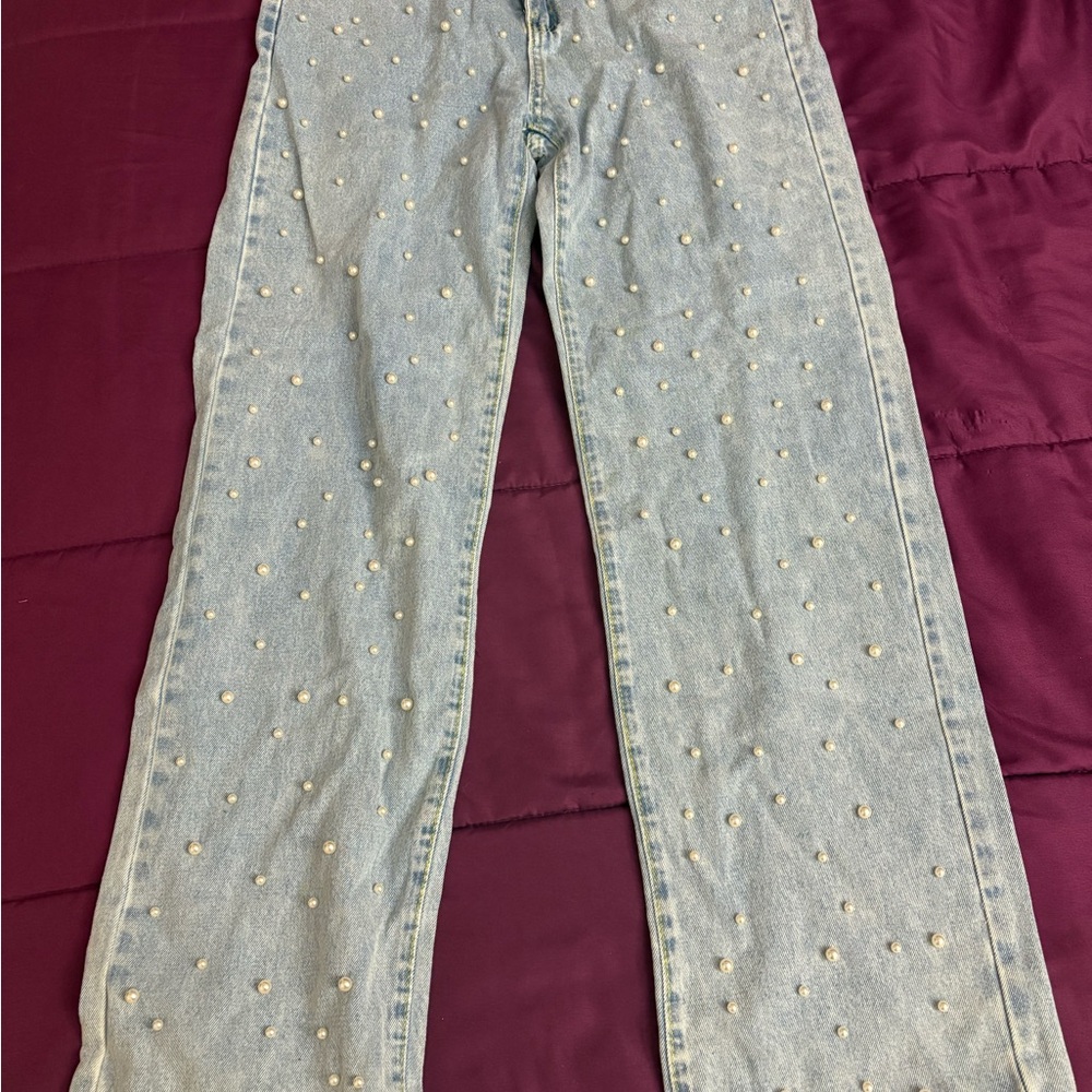 Light Wash Pearl Embellished Women's Jeans - Brand Unspecified